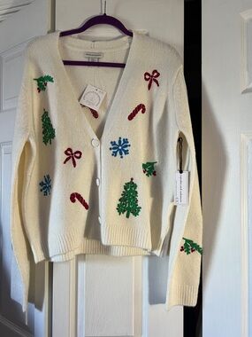 Holiday Embroidered White Cardigan Sweater - Classic Festive Knit